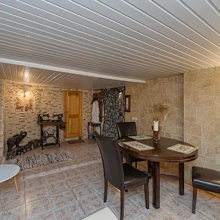 Spacious Studio Apartment By Polo Apartments Kaunas Exterior photo