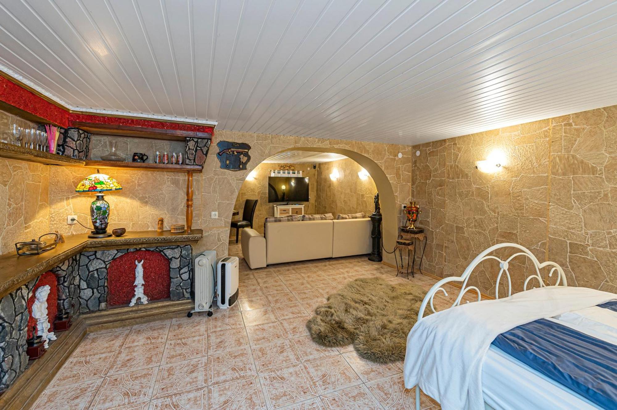 Apartment Spacious By Polo Kaunas